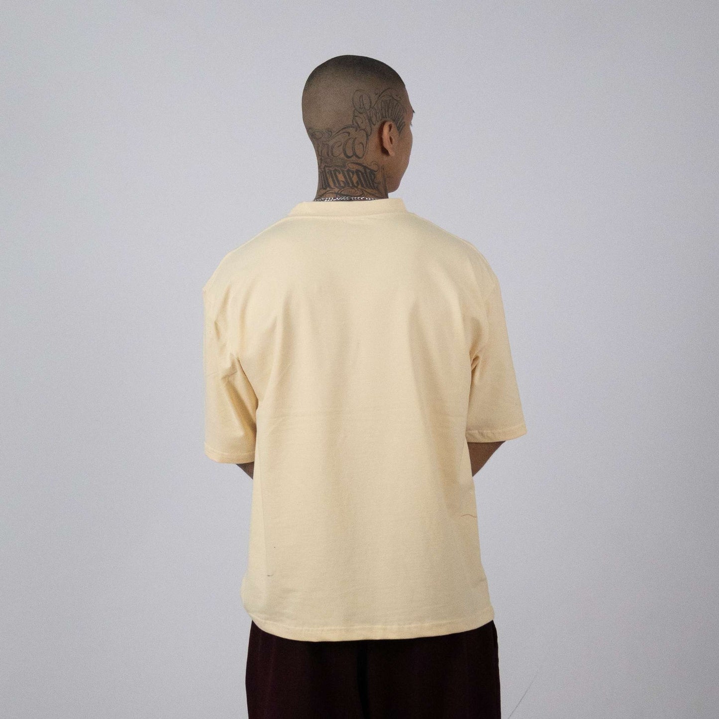 Playera Oversize "Essential" Color Hueso