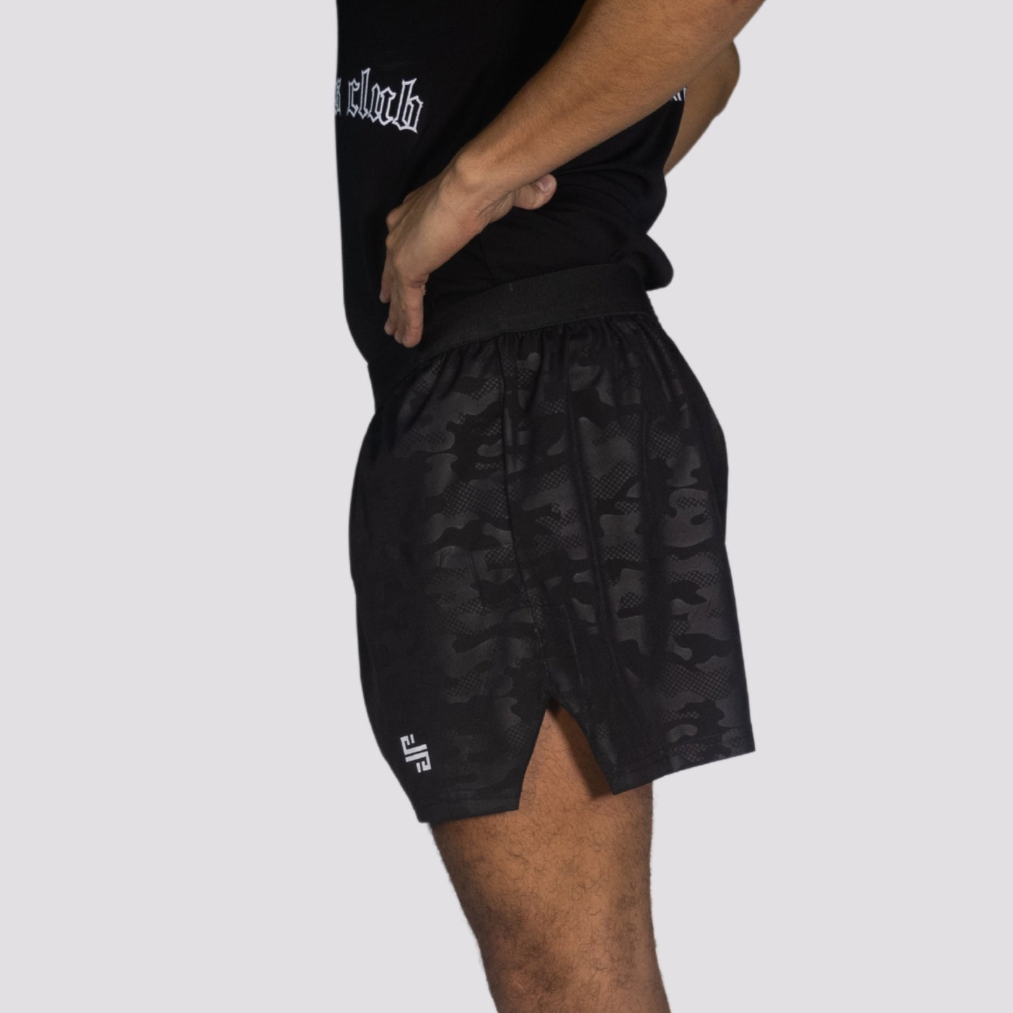 Training Shorts: Camuflaje Negro