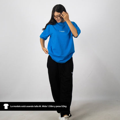 Playera Oversize "Essential" Color Azul Francia