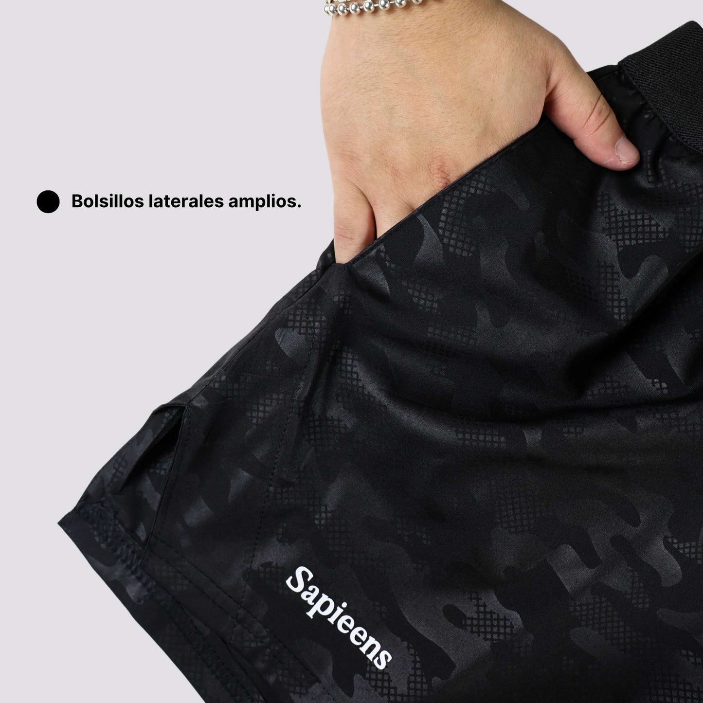 Training Shorts: Camuflaje Negro