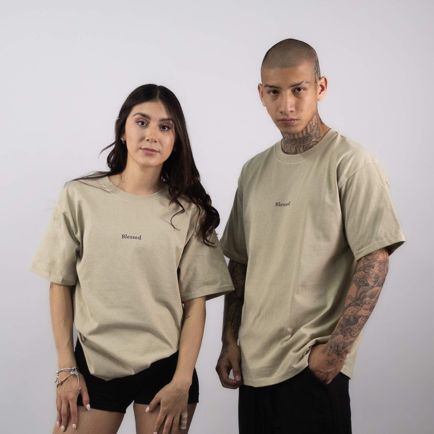 Playera Oversize 'Blessed' Color Beige