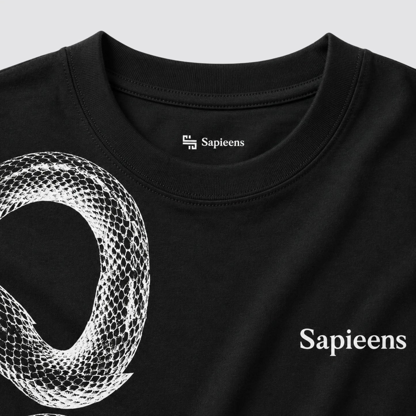 Playera oversize SERPENT